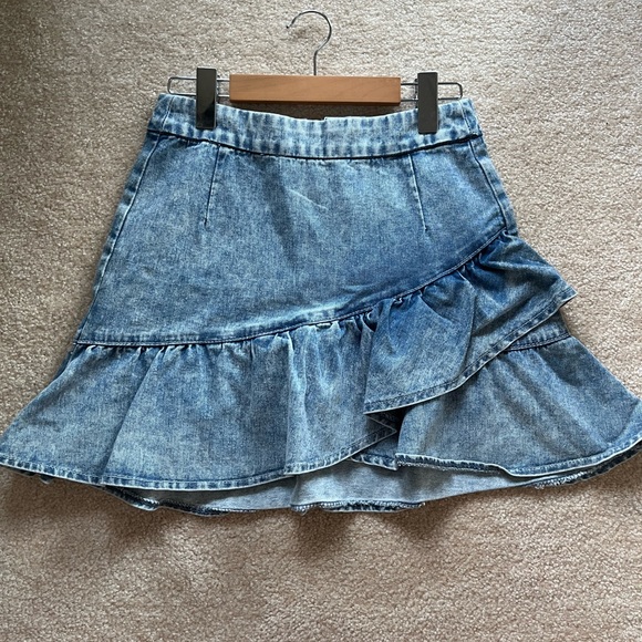 Frilly denim skirt: - Picture 5 of 8